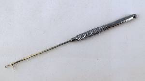 Baiting needle